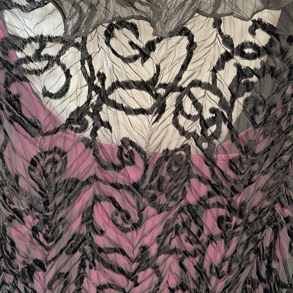 ❤️‍🩹SALE‼️75% OFF‼️ CACHE Sheer Open Front Overlapping Blouse Long Bell Sleeves - Picture 7 of 7